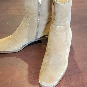 Isaac Mizrahi Safra Boots